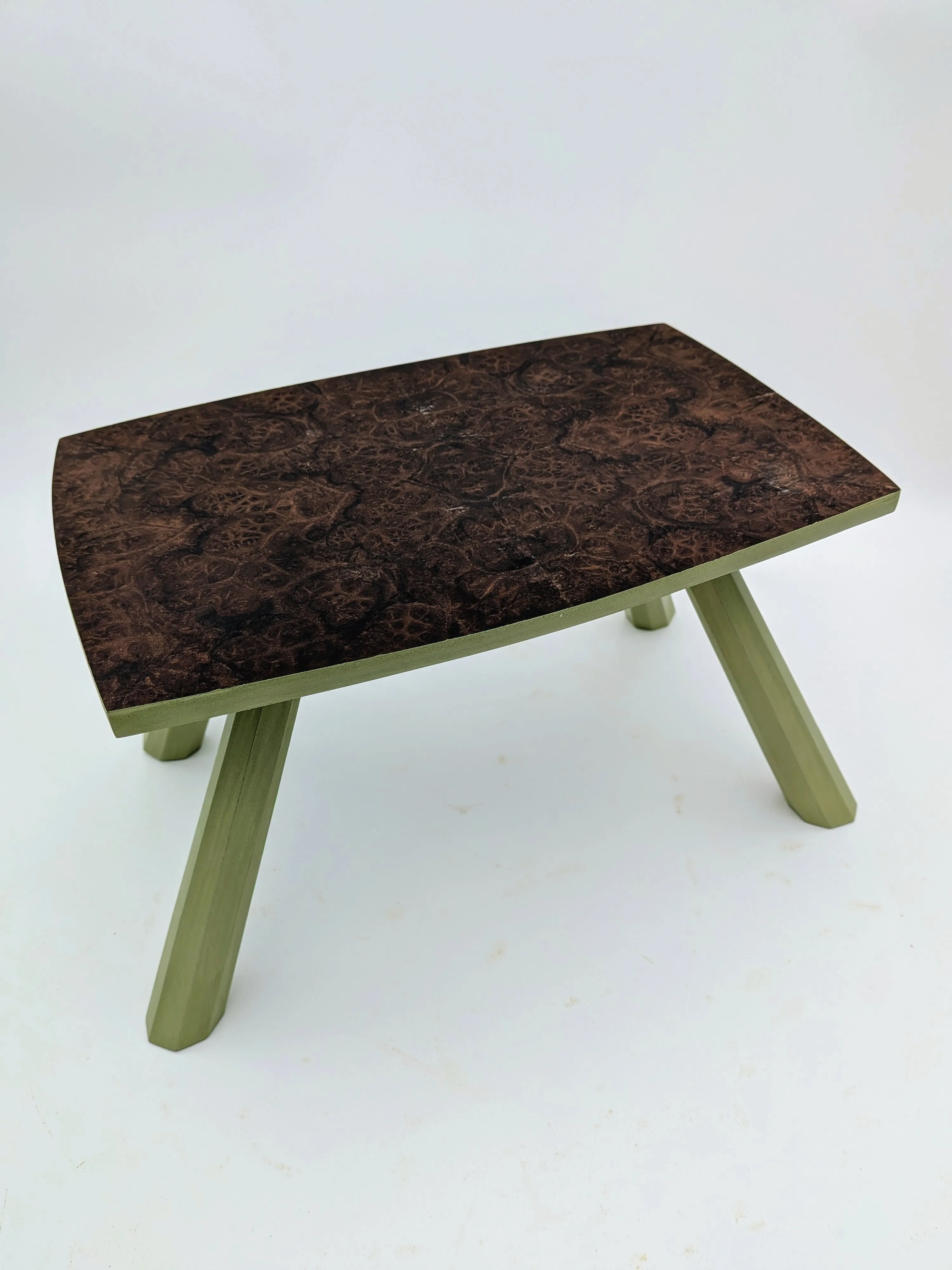 Evolution of foot stool one with improved proportions.